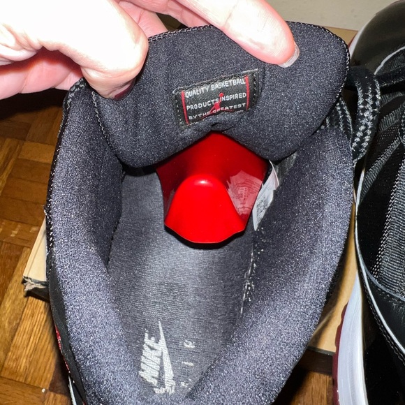 Air Jordon 11 Retro - Picture 7 of 11